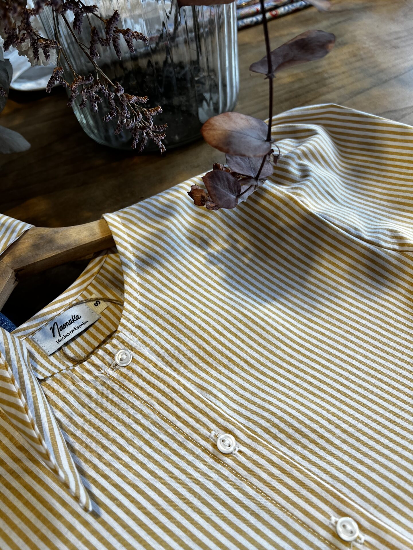 Camisa manga abullonada raya amarilla - Imagen 4