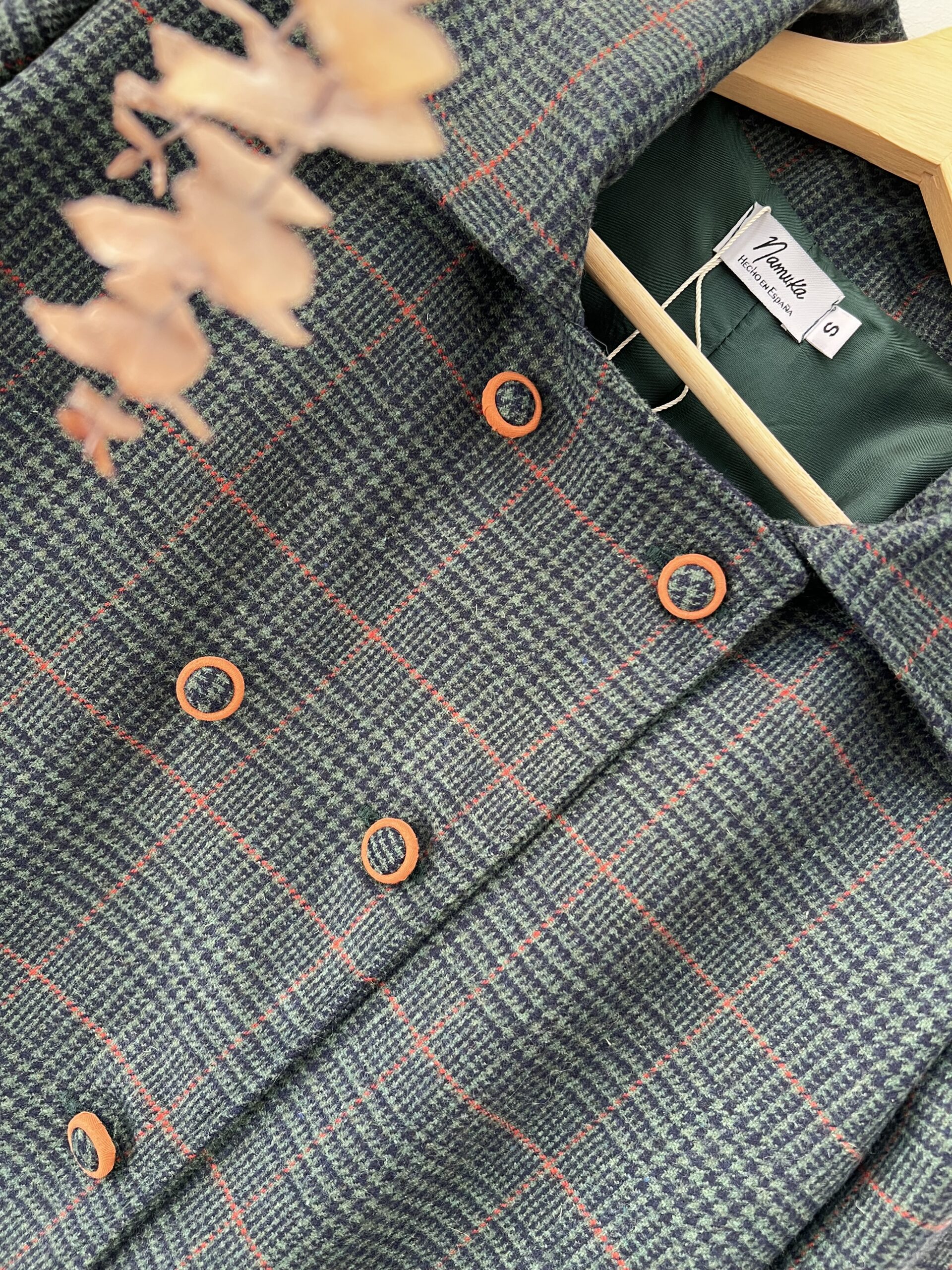 Chaqueta pliegue espalda gales verde