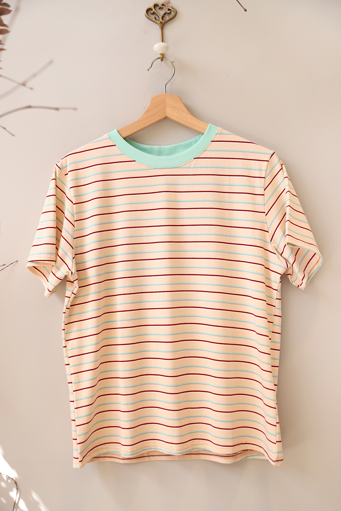 Camiseta pastel cuello Aqua