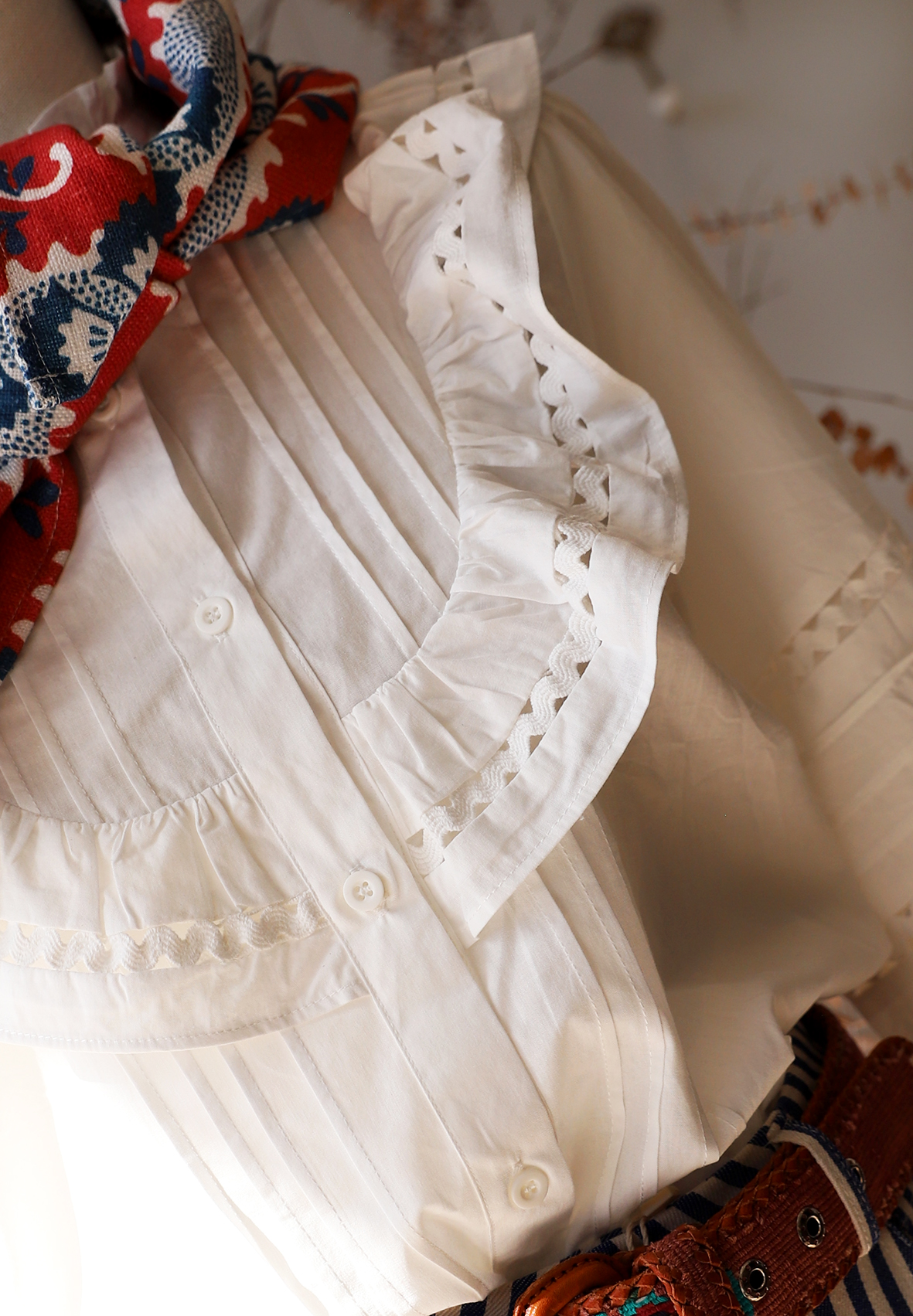 Camisa Romántica blanca - Imagen 2