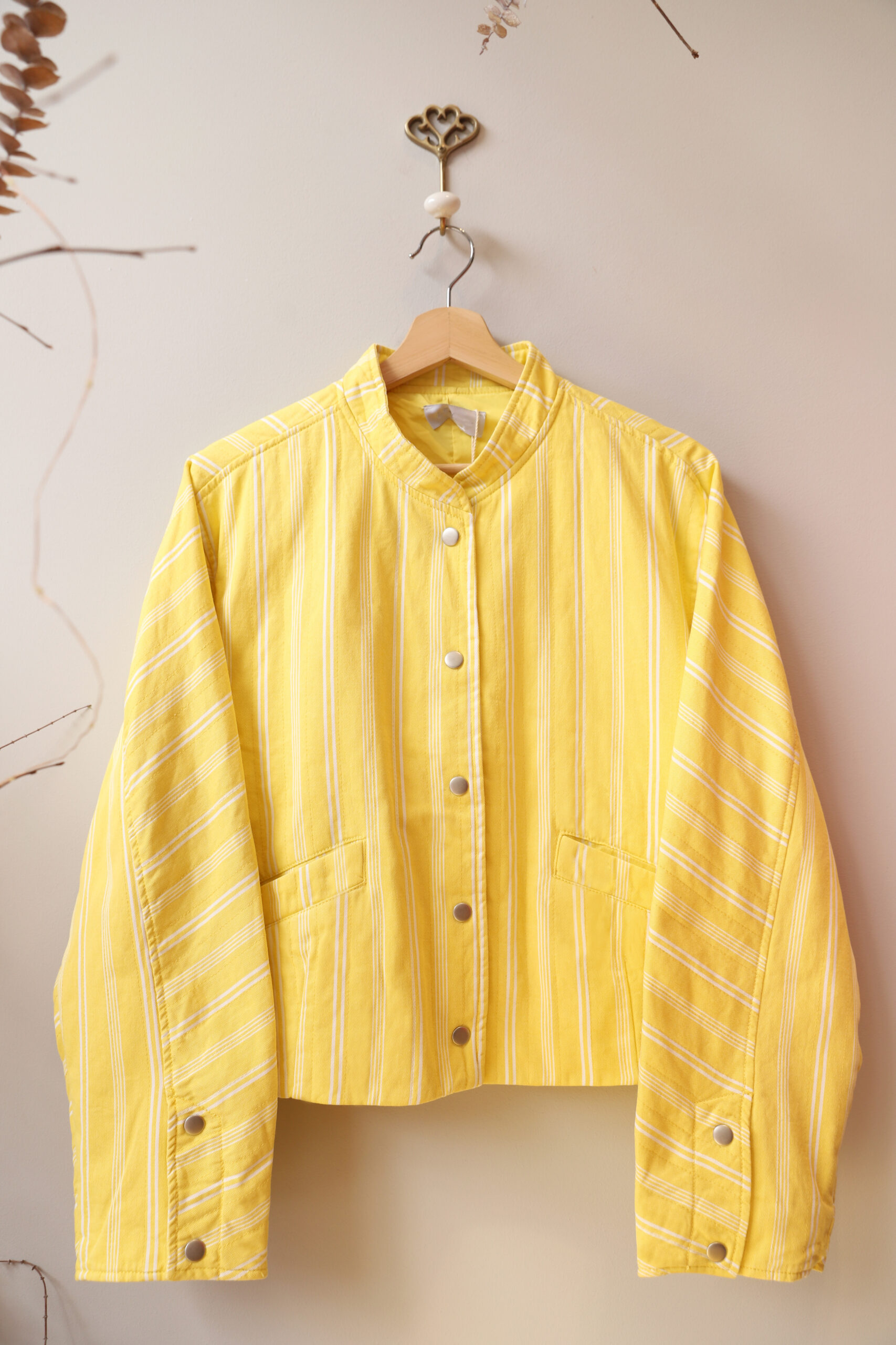 Bomber Jacket Amarilla